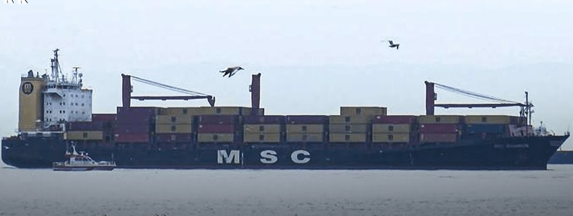 MSC Rhiannon, Yeşilköy’de karaya oturdu