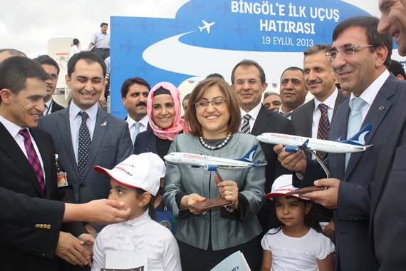 AnadoluJet ilk Bingöl seferini gerçekleştirdi