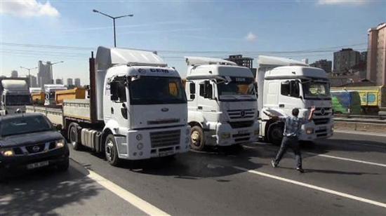 Habur Sınır Kapısı 24 saat kapalı