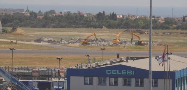 Atatürk Havalimanı inşaatından top mermisi!