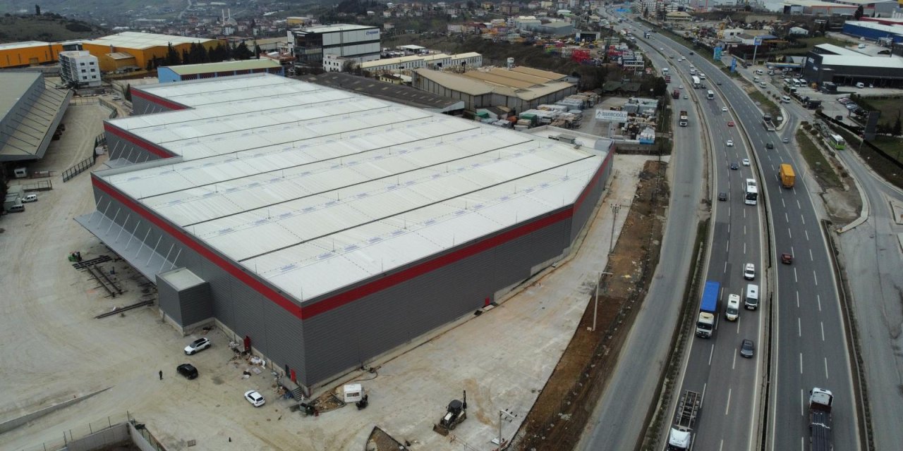 Alışan Lojistik’in depo yatırımları tamgaz sürüyor