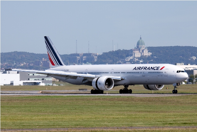 Air France'ta 1,3 ton kokain ele geçirildi