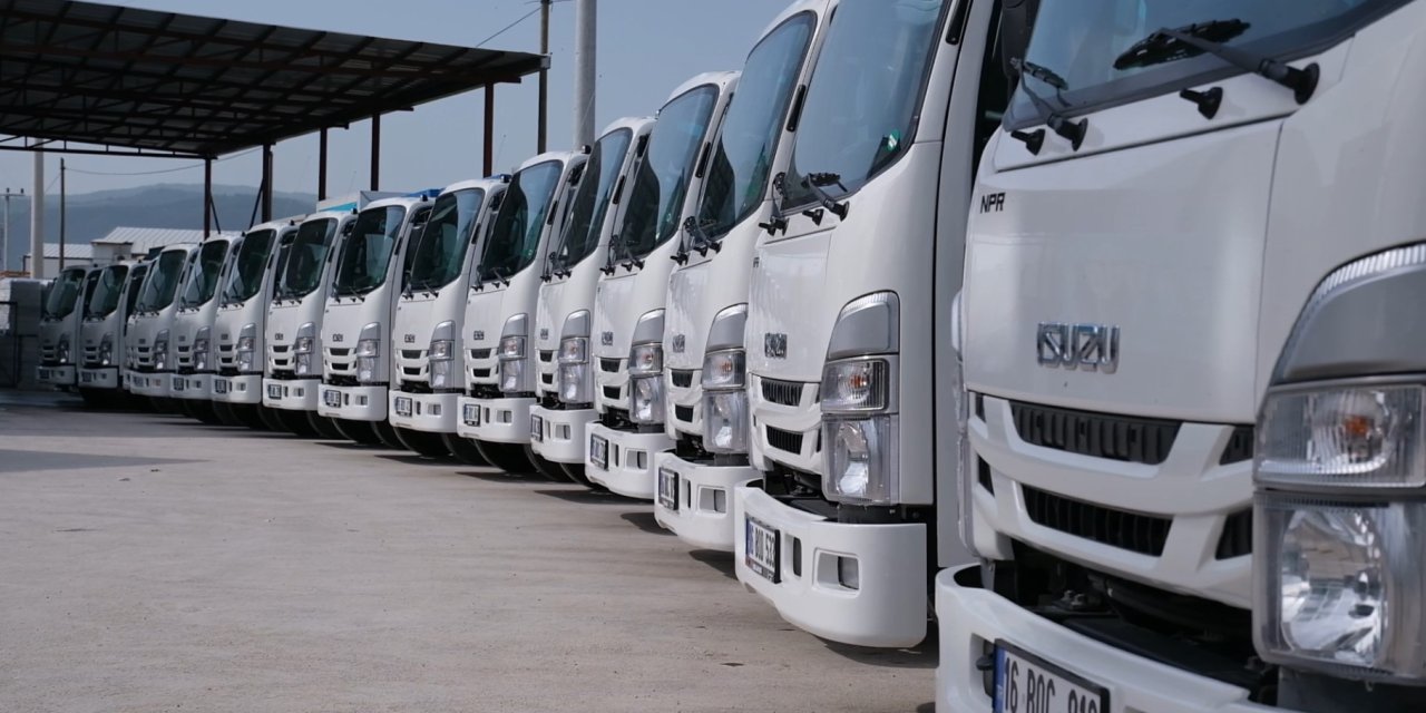 Bursa Ağır Vasıta’dan Bekiroğlu’na 24 adet İsuzu teslimatı