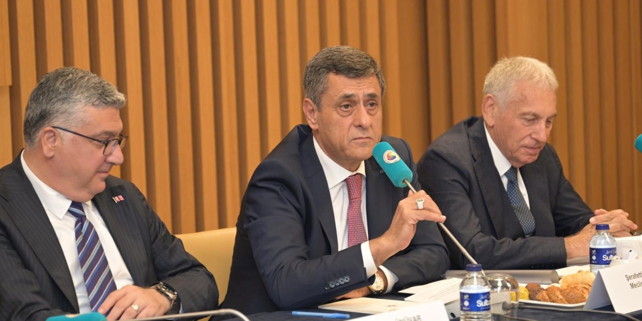 “Bir koridorun gücü, sınırda kaybolan dakikayla ölçülür”