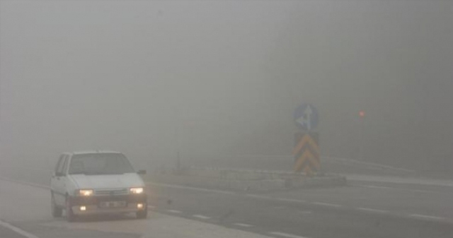 Görüş mesafesi 30 metreye kadar düştü