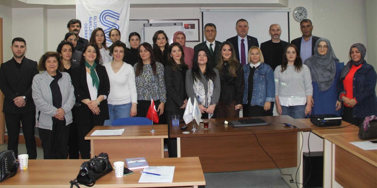 UND Akademisi, donanımlı kadın TIR sürücüleri yetiştirecek