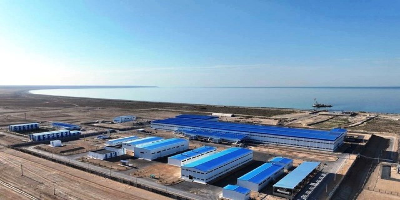 Hazar Denizi'nde feribot atağı