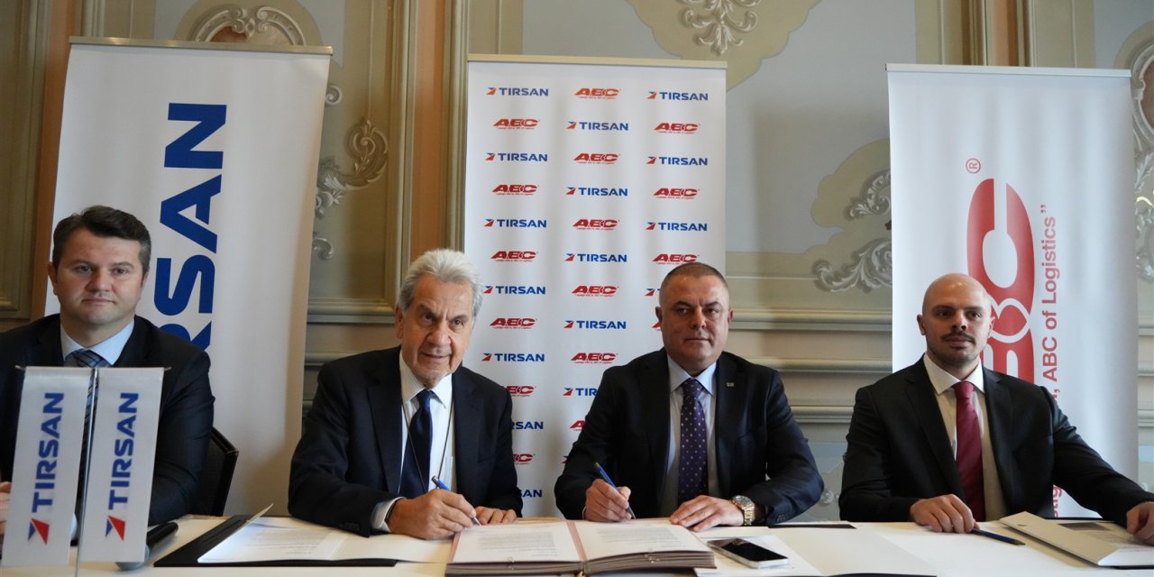 ABC Lojistik, 1.100’üncü Tırsan’ı filoya kattı; 300 treyler için de imza attı