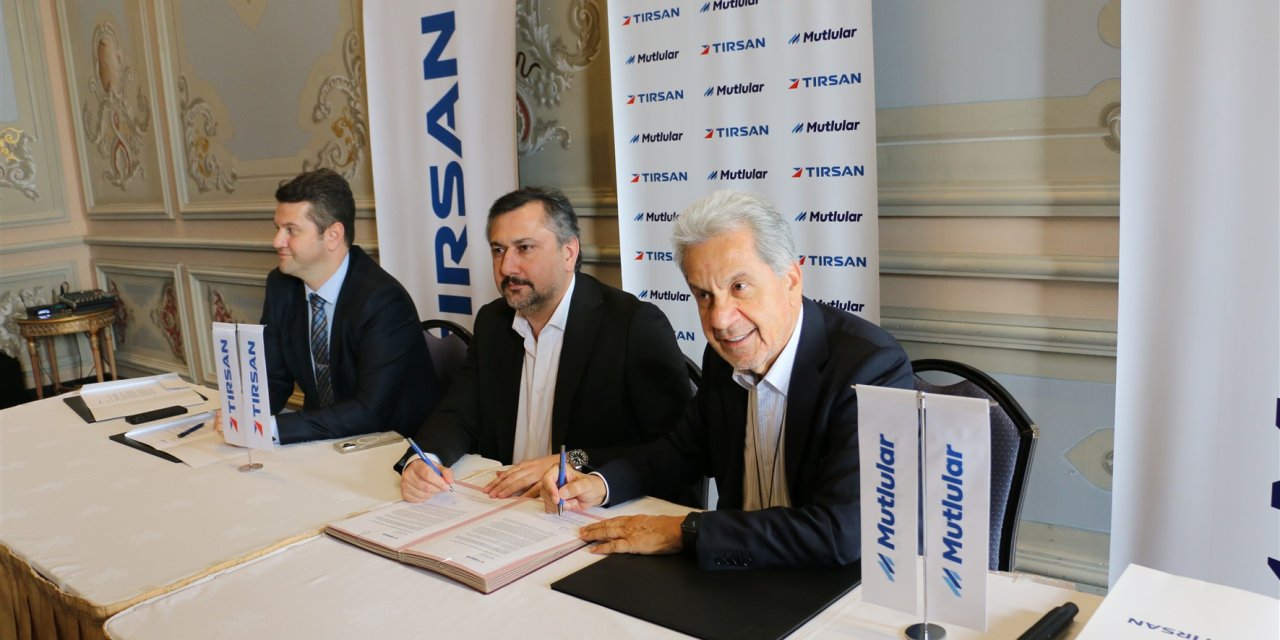 Mutlular filosu 900 Tırsan’a ulaştı; 250 treyler için de imzaladı