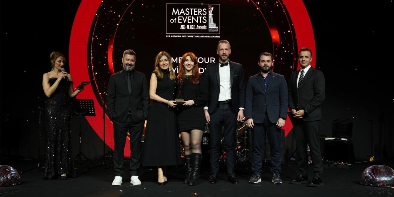 Mercedes-Benz Türk’ün Sağlık Bakım Tırı'na “En İyi Roadshow” Ödülü