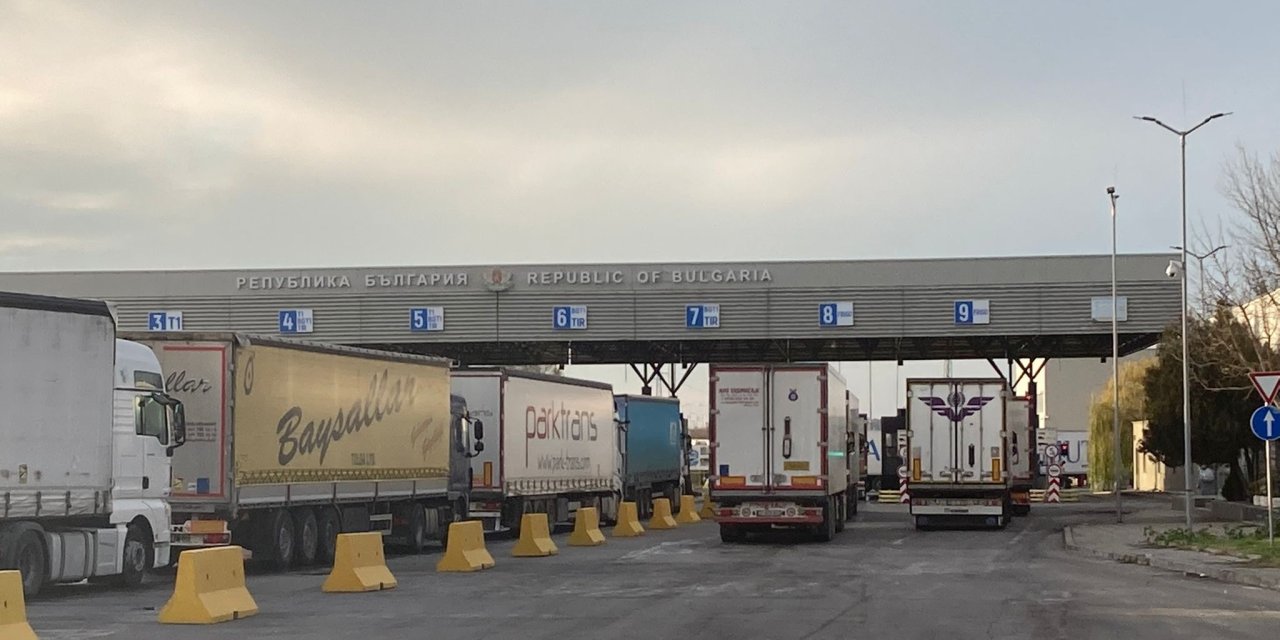 Kapitan Andreevo'da bekleme süreleri 20 saate kadar çıktı