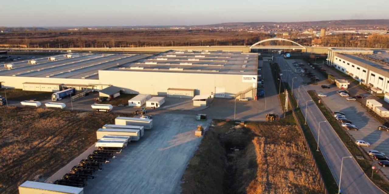 Schmitz Cargobull, Romanya'daki Yeni Üretim Tesisini Faaliyete Geçirdi