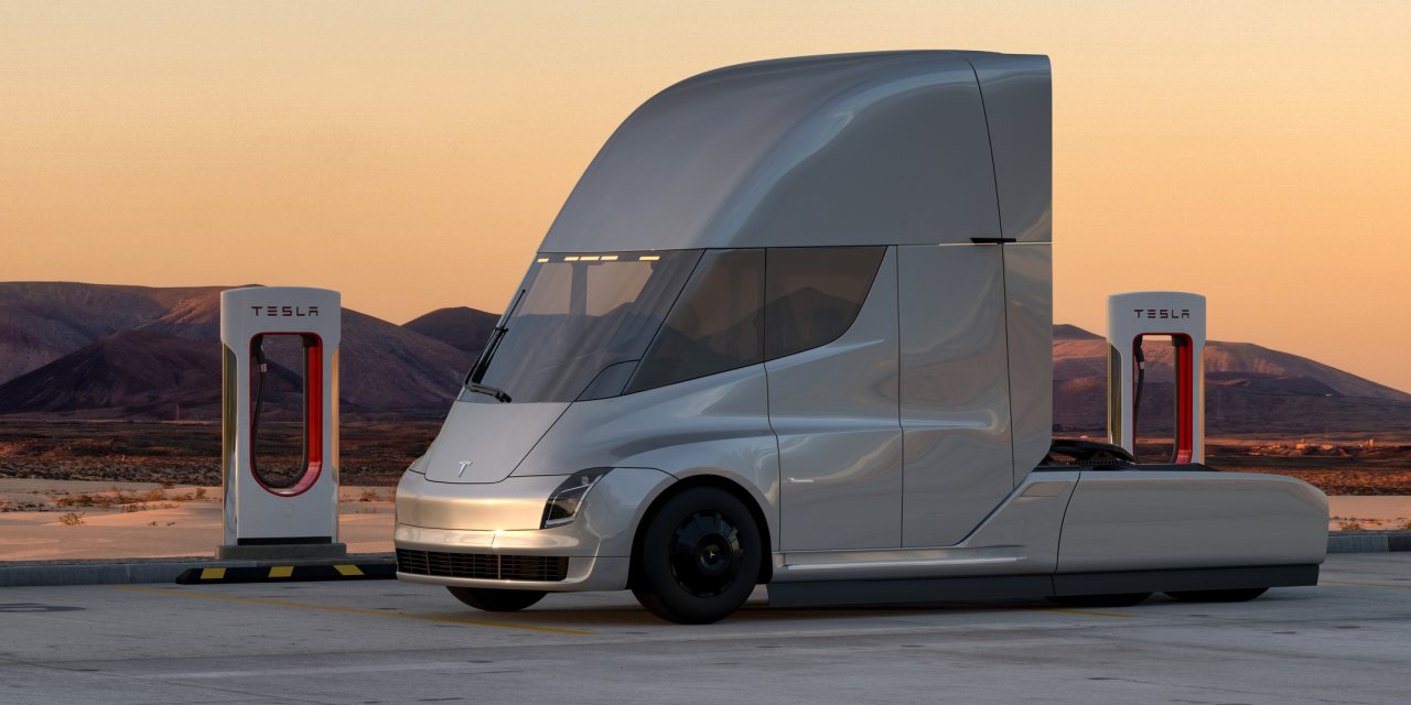 Tesla'nın elektrikli TIR'ları yollara çıkmaya hazırlanıyor