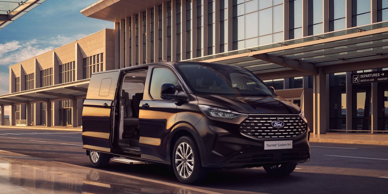 Yeni Ford Tourneo Custom 9+1 Konfigürasyonu Satışta