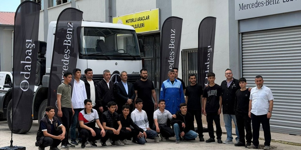 Mercedes-Benz Türk’ten 5 bine yakın gence eğitim desteği