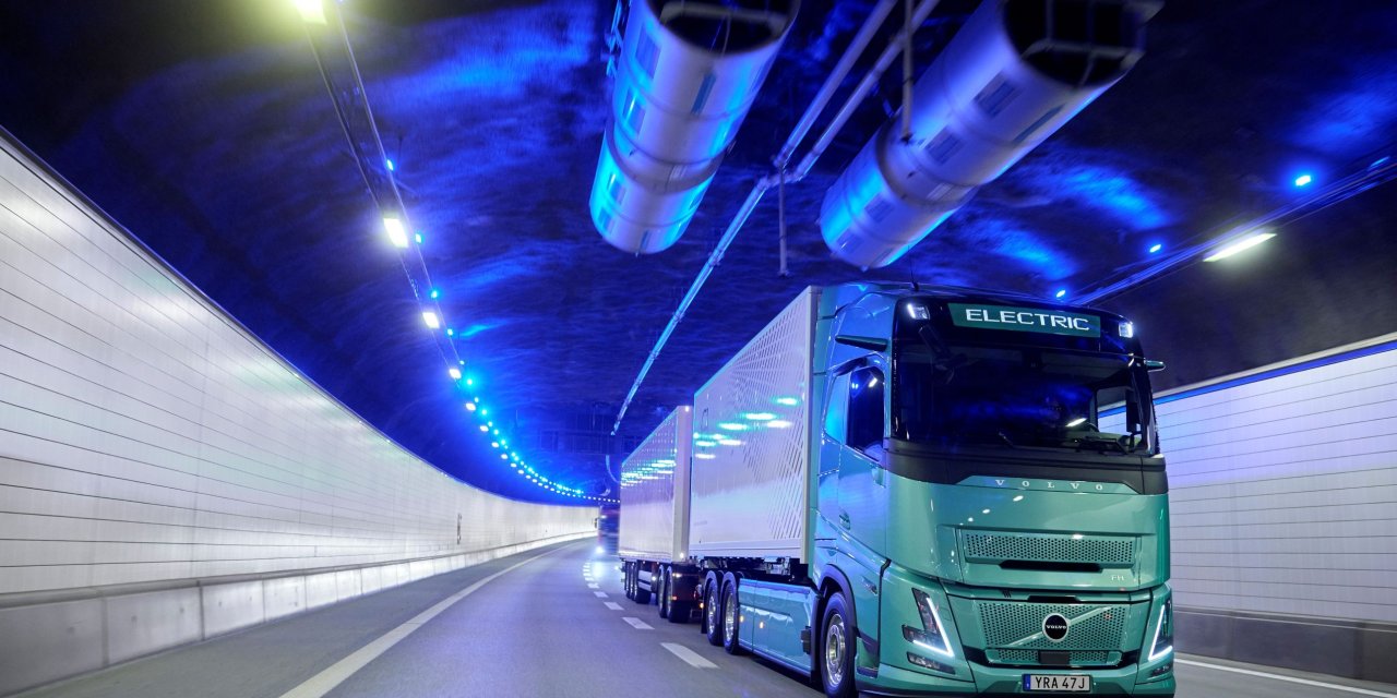 Volvo'nun yeni elektrikli çekici ve kamyonları 700 km menzile ulaşabiliyor