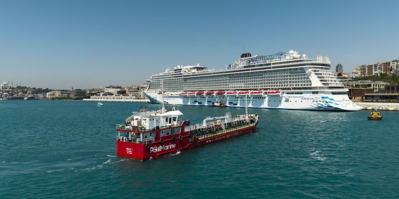 PO/Marine'den dev cruise gemisine yakıt ikmali
