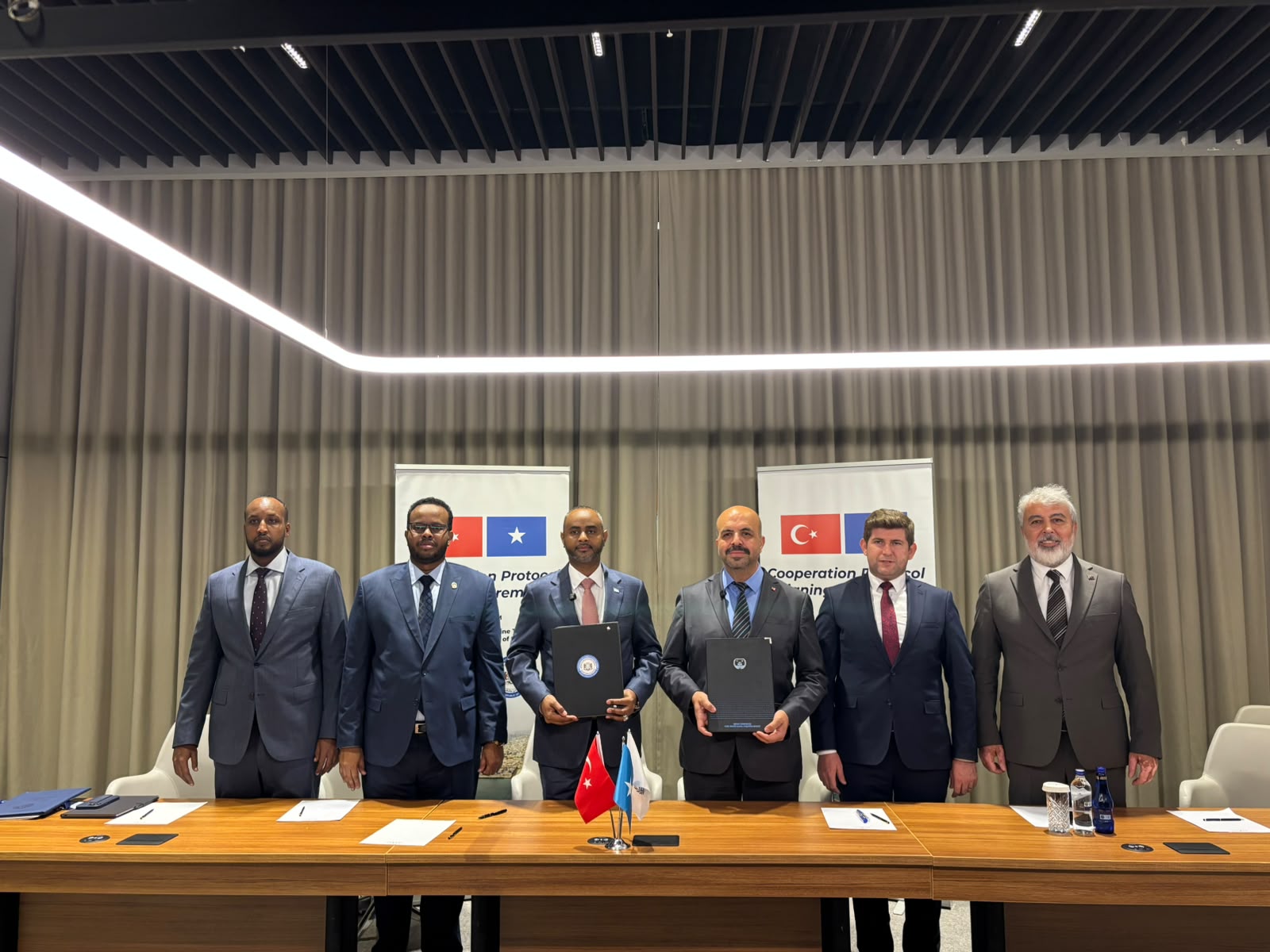DEHUKAM Somali ile Deniz Hukuku Alanında İş Birliğini Güçlendirdi