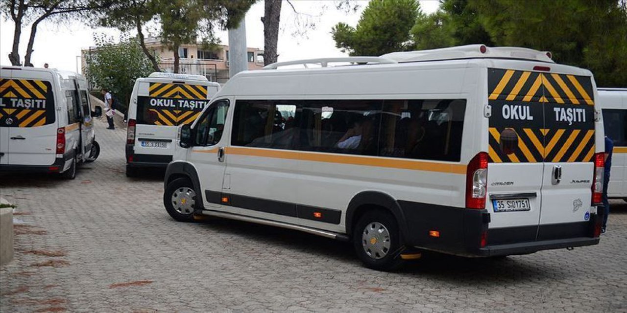 Yalnızca  ticari tescilli "S" plakalı araçlar öğrenci servisi olabilecek