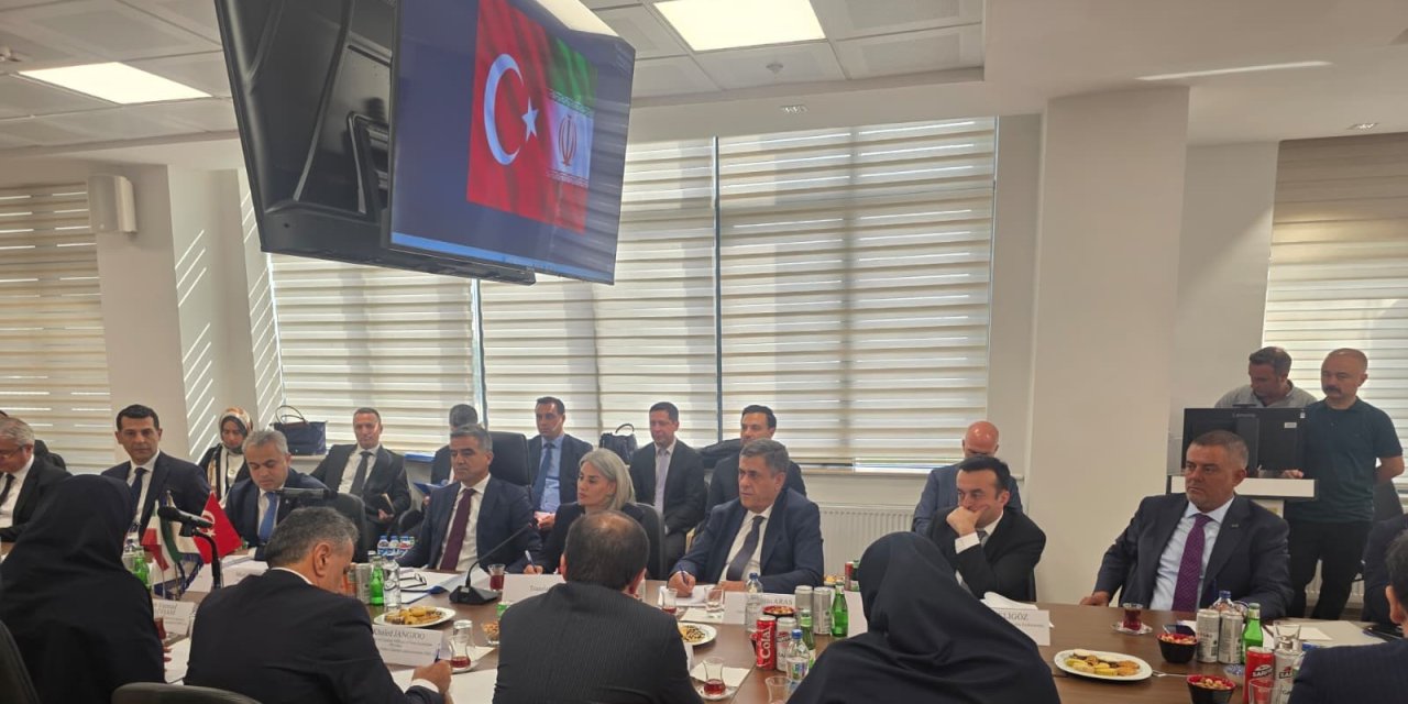 "Gürbulak’ta %30 Artış Yetmedi: 5 Bin TIR Hâlâ Bekliyor!"