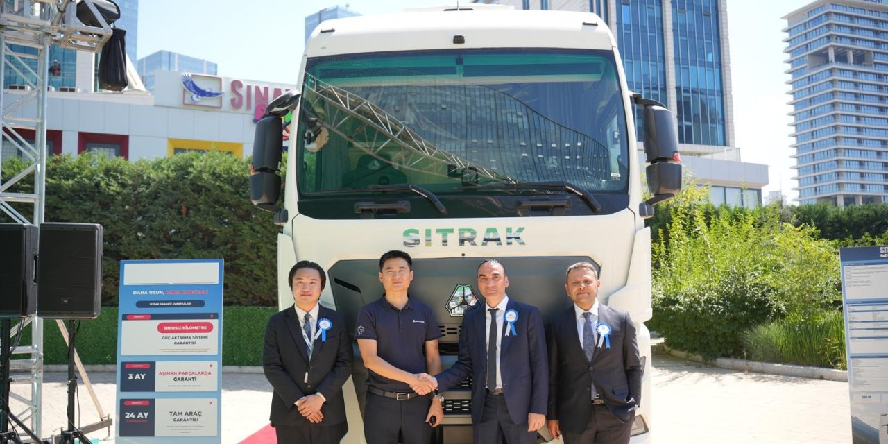 SITRAK yeni 4*2 çekicisi ile Türk pazarına giriş yaptı