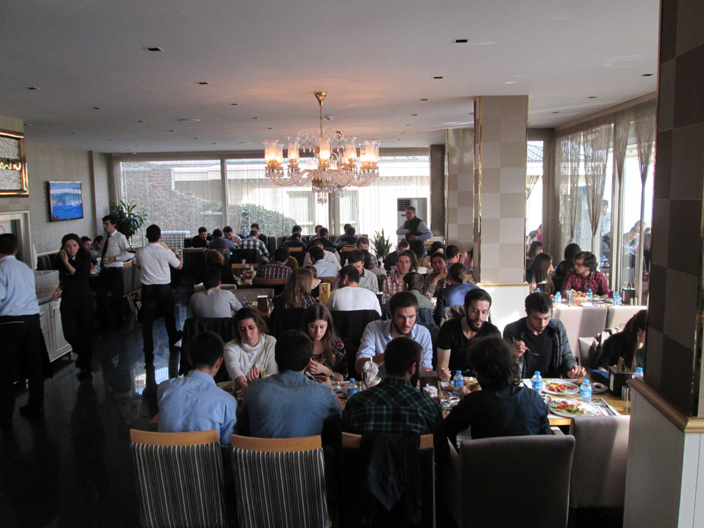 Denizci Öğrenciler kahvaltıda buluştu