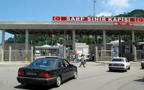 Sarp Sınır Kapısı'nda bayram öncesi araç kuyruğu