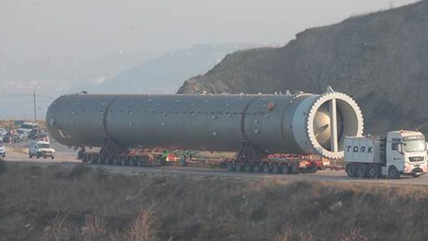 200 ton ağırlığında dev tank Bandırma'da