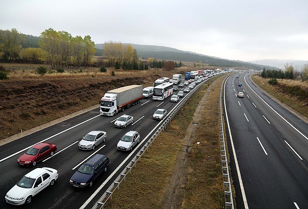 2023'te hedef 8 bin kilometre otoyol
