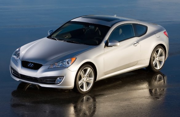 Yeni Hyundai Genesis görücüye çıktı