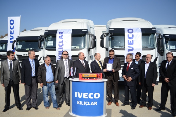 Iveco’dan Öztürk’e 16 adet Stralis