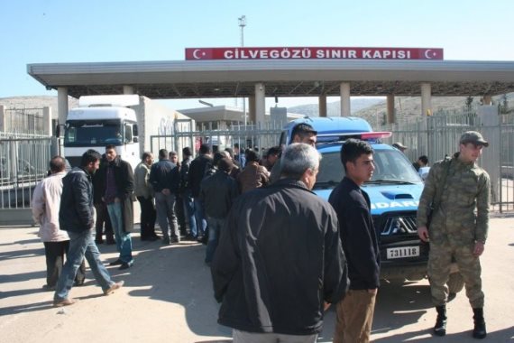 Cilvegözü Sınır Kapısı'nda taksici eylemi