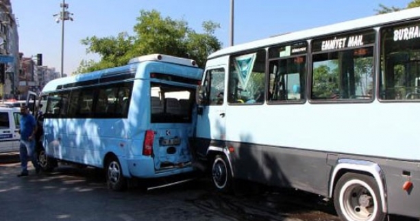 Minibüsü otobüs yaptı 410 milyon lira topladı