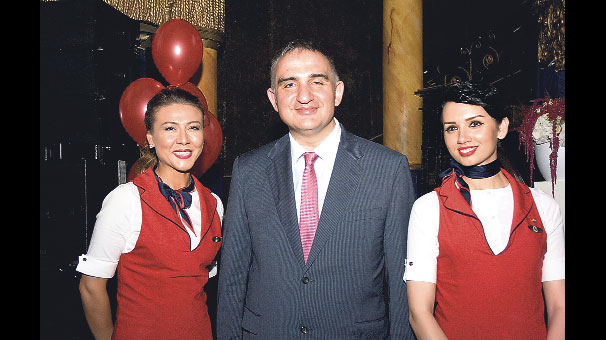 Kıbrıs’tan Londra’ya hava köprüsü kurdu