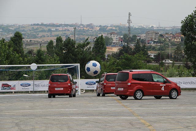 Futbol coşkusu OtoFutbol 'Courierball' ile zirveye taşındı