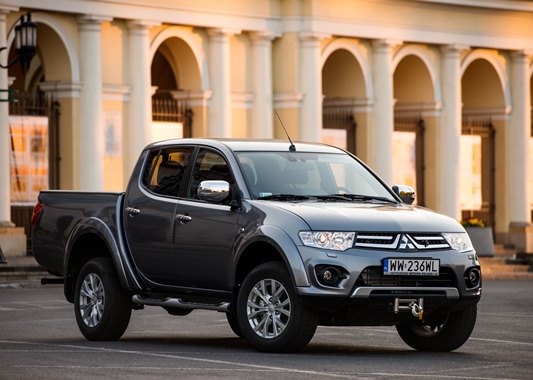 Mitsubishi Motors 2013 satış büyüme ödülü'nü aldı