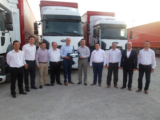Ford Cargo'dan Denizli'de toplu teslimat