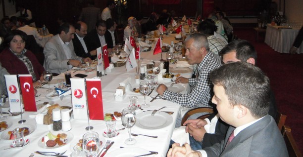 AnadoluJet, iftar yemeğinde Erzurum acenteleriyle buluştu