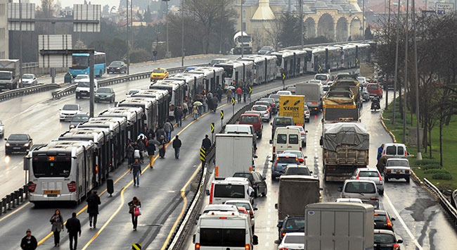 İETT'den "metrobüs zammı" açıklaması