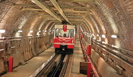 'Tarihi Karaköy Tüneli' 2 gün kapatılacak
