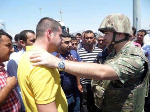 Tanker şoförleri Habur’da kontak kapattılar