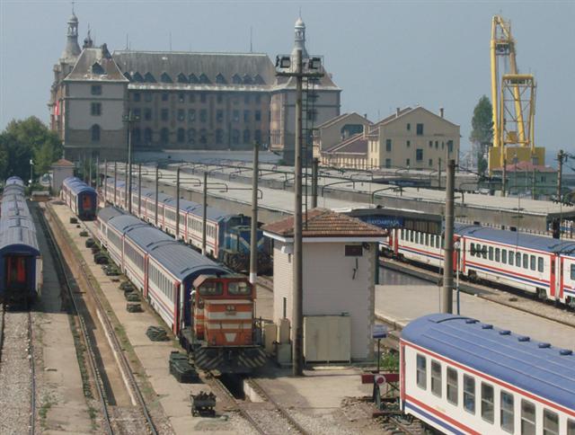 Banliyö hatları geri geliyor