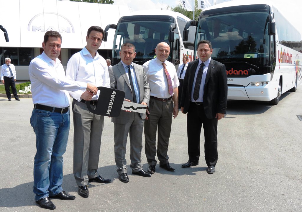 Yeni Adana Seyahat’e 10 Neoplan EfficientLine