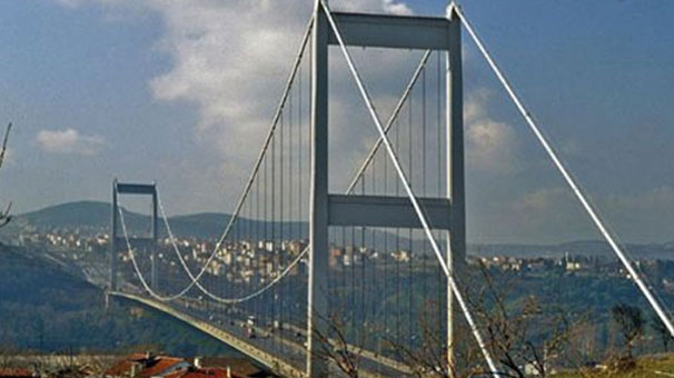 Köprüler para bastı