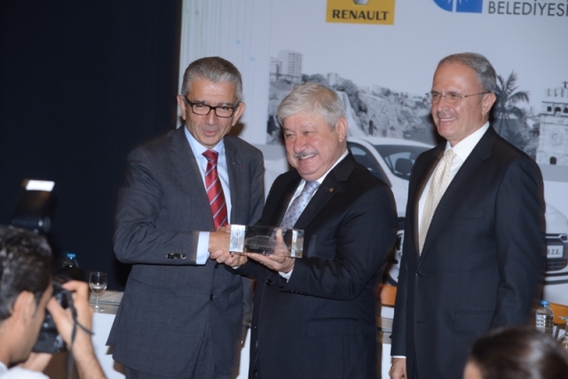 Antalya Belediyesi ve Renault’dan ‘Sıfır Salımlı İşbirliği’
