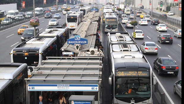 Metrobüse iki yeni hat ekleniyor