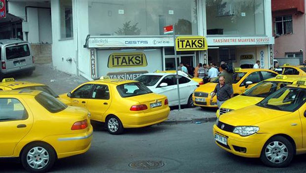 Taksicilerden zam kuyruğu