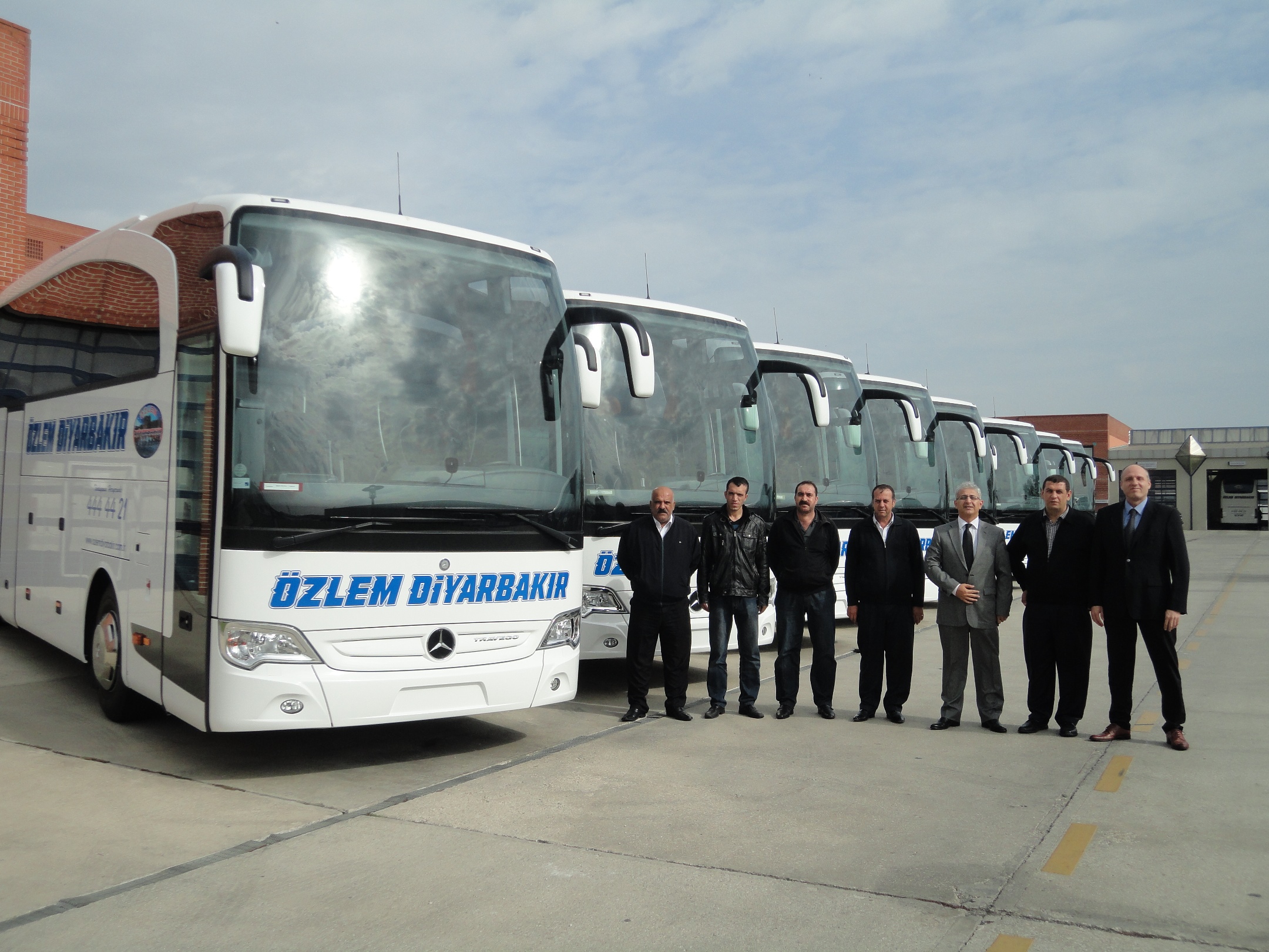 Özlem Diyarbakır filosuna 10 Travego daha