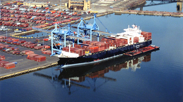 Dış ticaret açığı 7 ayın dibinde