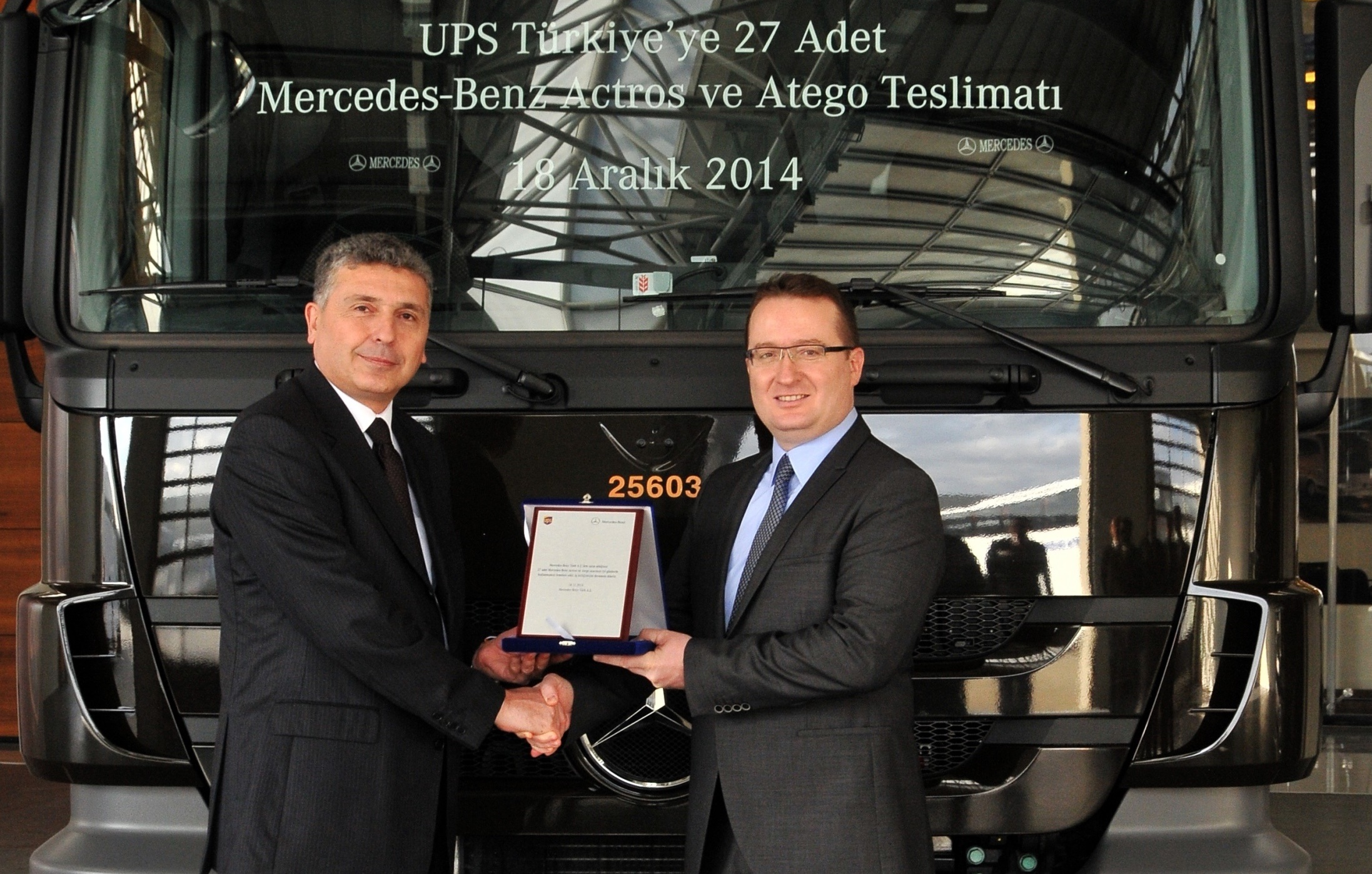 UPS filosuna 27 Mercedes kamyon